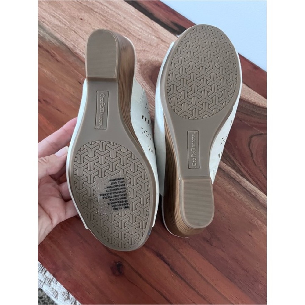 Croft & Barrow Ivory Laser Cut Wedge Sandals Ortholite Eco Slides Womens 7.5 M - Picture 5 of 7